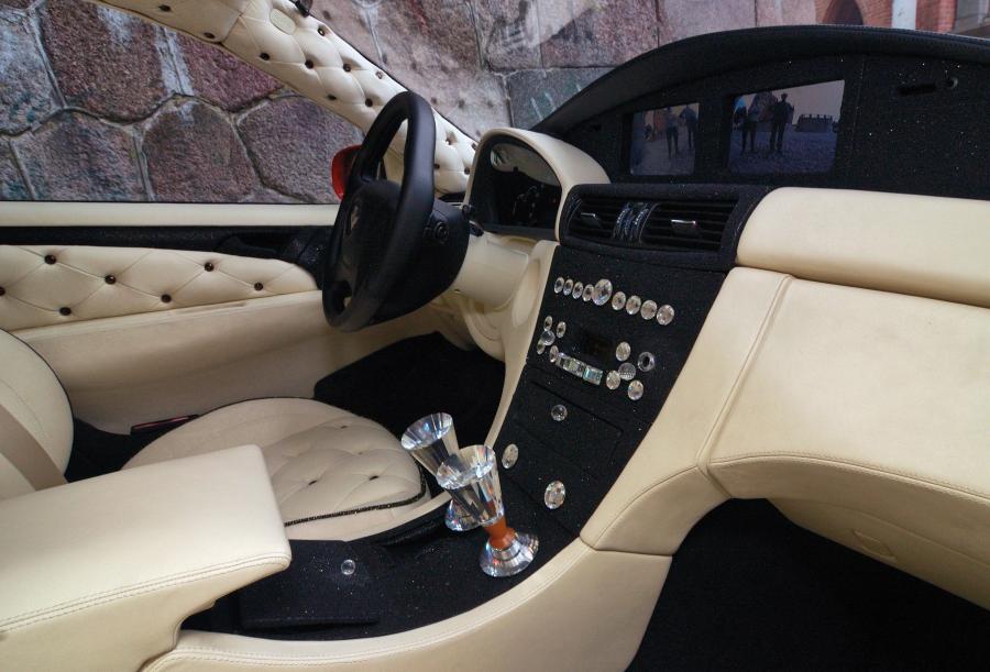  Mercedes-Benz CL500 AG Excalibur 2005 года  (фото 12 из 14)